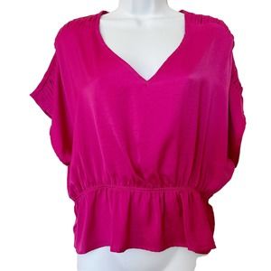 NWT Calista Short Sleeve Top Fuchsia Ruching and Ruffle Details Size Medium